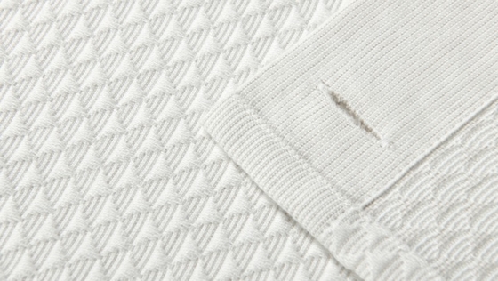 Hellgrauer Duschvorhang Jacquard 95% Baumwolle 5% recyceltes Polyester